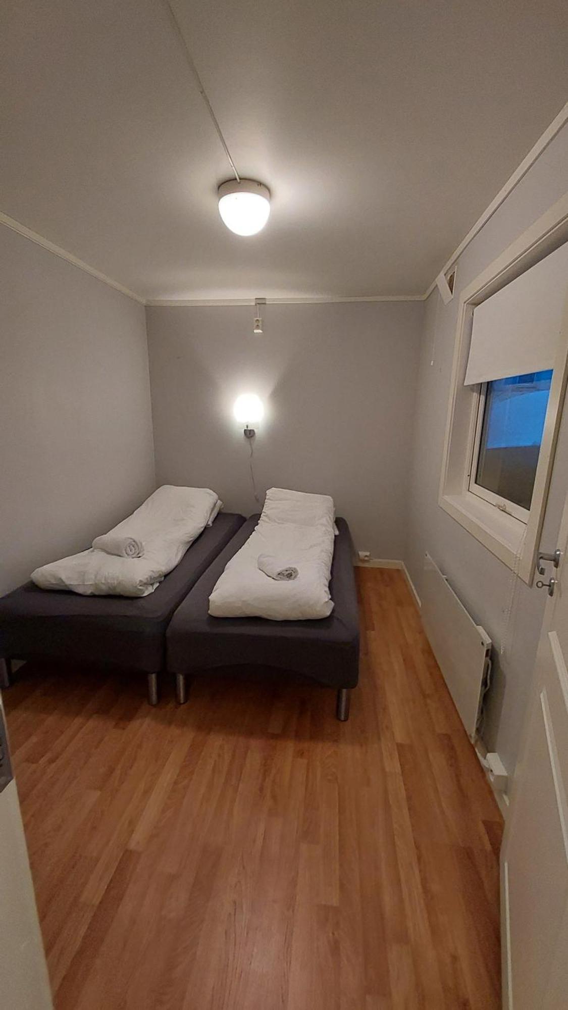 Lyngen Apartments Lyngseidet Extérieur photo