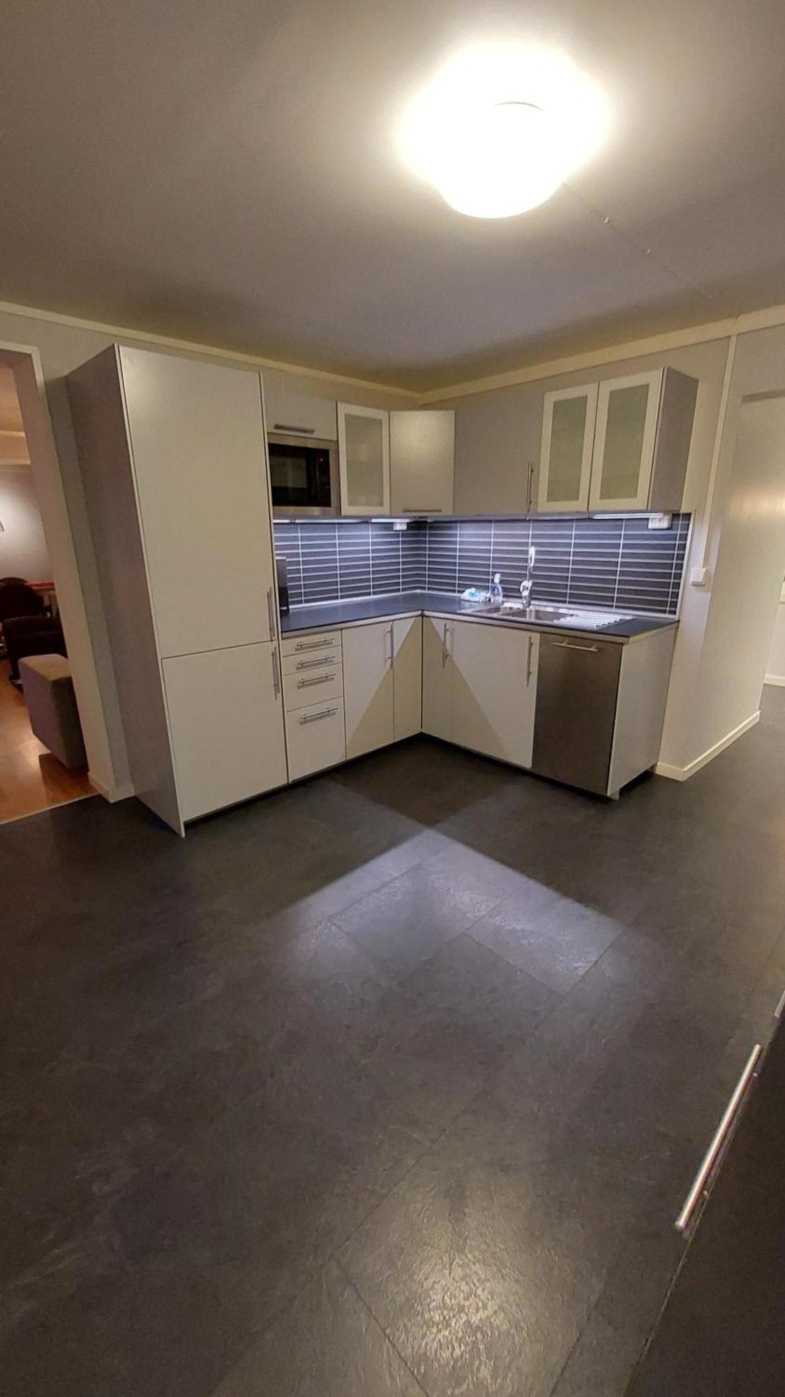 Lyngen Apartments Lyngseidet Extérieur photo