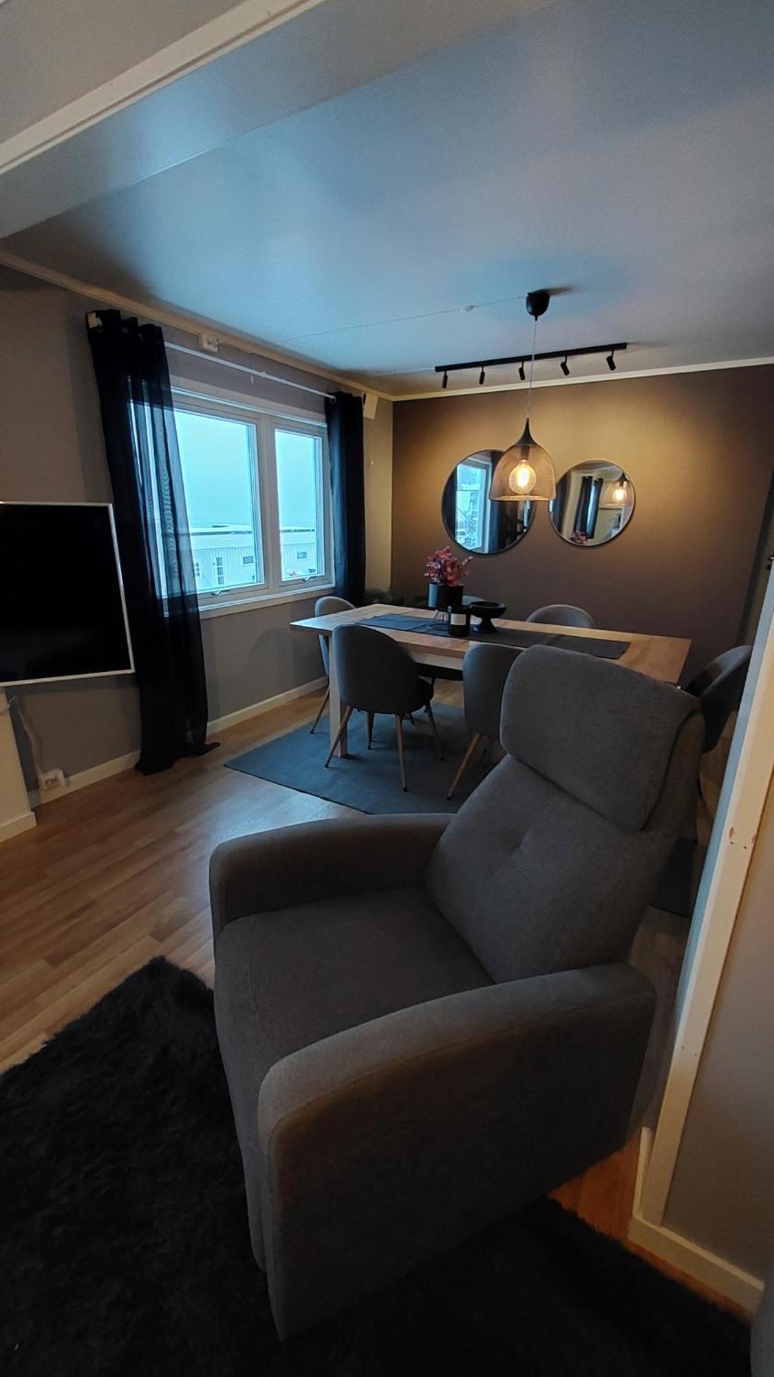 Lyngen Apartments Lyngseidet Extérieur photo